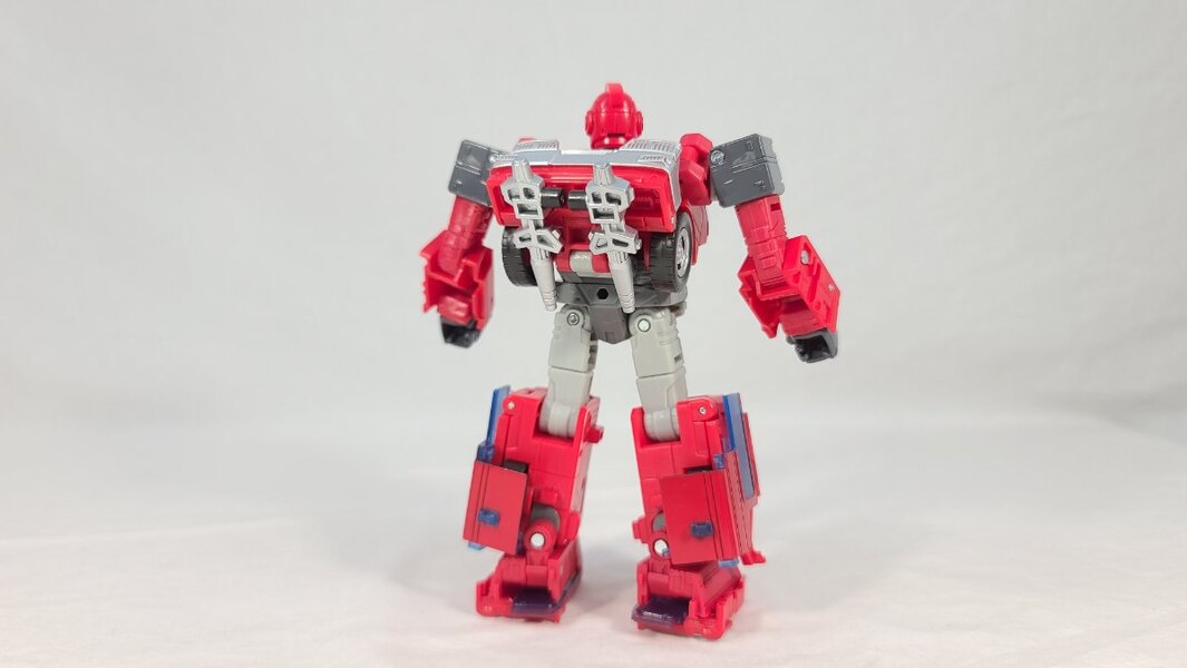 Image Of TF Collector Studio Series 86 Ironhide Review  (6 of 11)